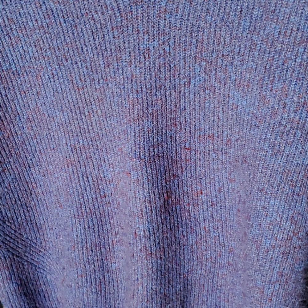 Sweater - Picture 3 of 5